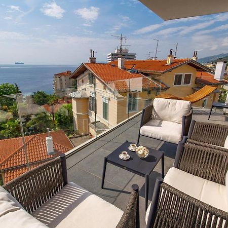Luxury Apartment Iris Adriatica ***** Opatija Exterior foto