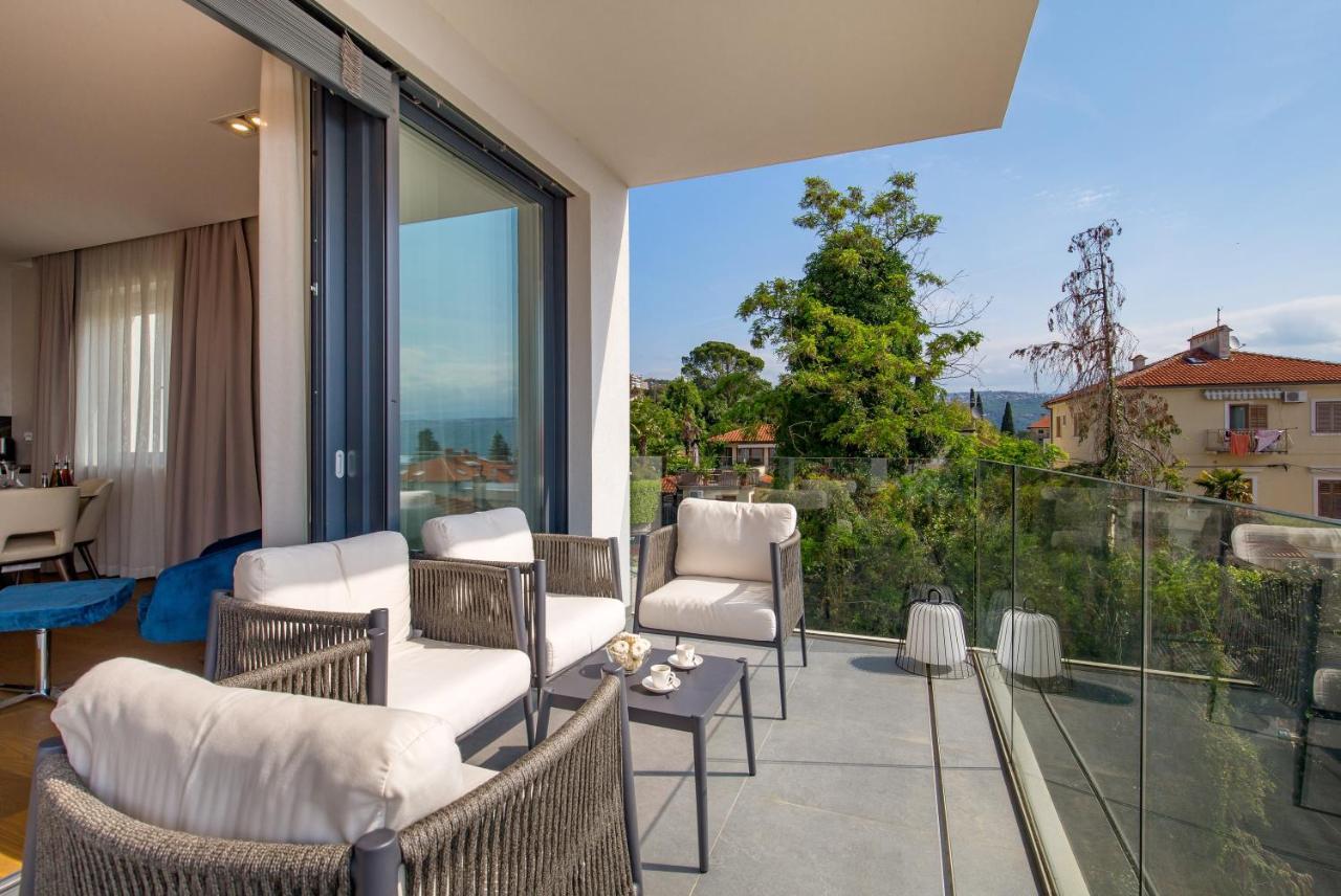 Luxury Apartment Iris Adriatica ***** Opatija Exterior foto